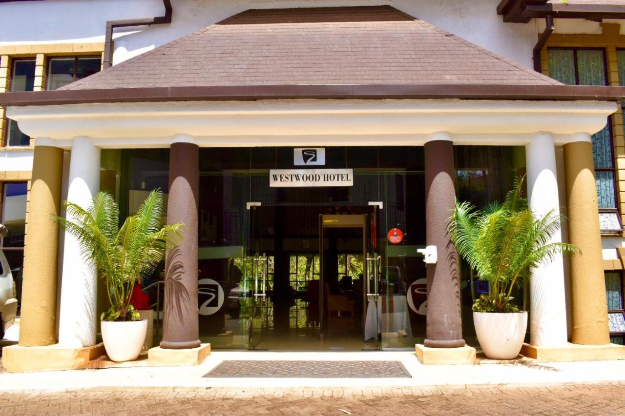 West Wood Hotel Nairobi Exterior photo